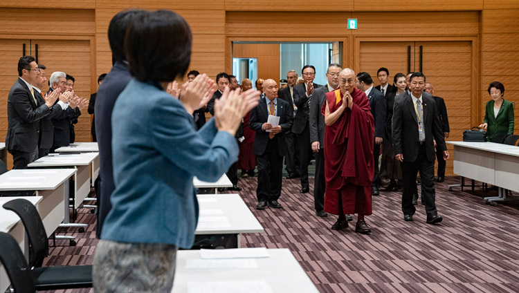 The Dalai Lama meeting with the All Party Japanese Parliamentary Group for Tibet at the Japanese parliamentary complex in Tokyo, Japan on November 20, 2018. Photo by Tenzin Choejor/OHHDL