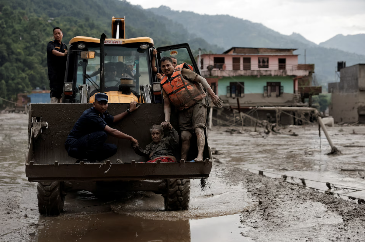 Deadly flash flood sweeps Nepal-Tibet border, Tibetans feared among those affected 