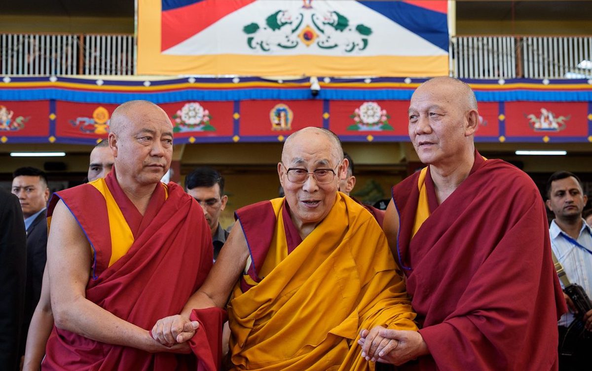 Dalai Lama to undergo knee treatment in Delhi